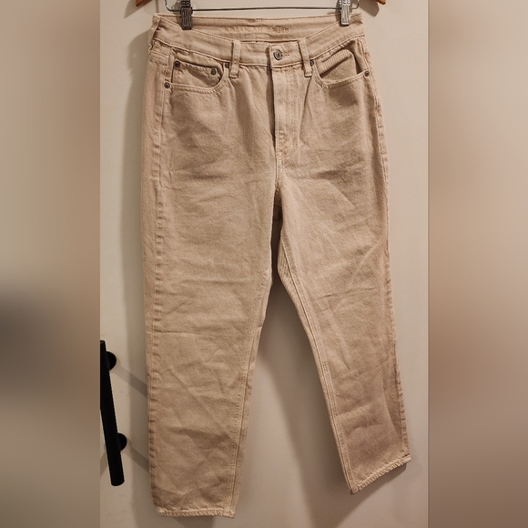 American Eagle Outfitters Denim - American Eagle Jeans Women's sz 8 Beige Tan Denim Mid Rise Mom Straight Pants